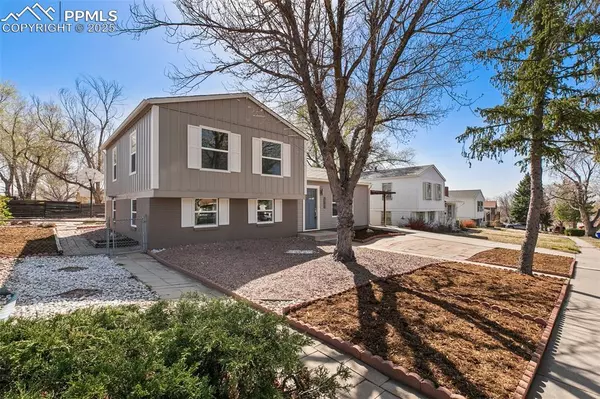 Colorado Springs, CO 80909,131 Arrawanna ST