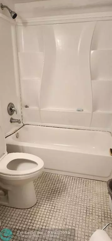 Lauderhill, FL 33319,4168 INVERRARY DR #209