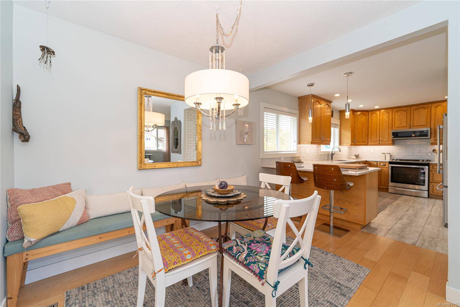 Colwood, BC V9C 1Y6,3164 Marine View Pl