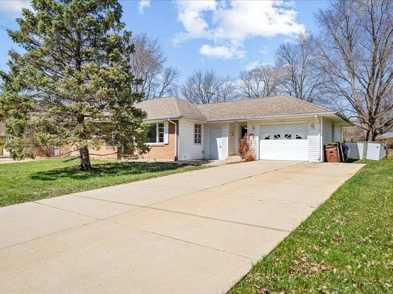 Rockford, IL 61107,3516 Guilford Road