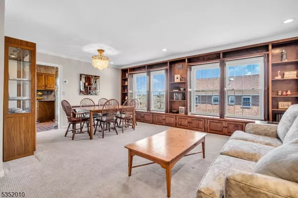 Westfield Town, NJ 07090,260 Prospect Street, Unit 21