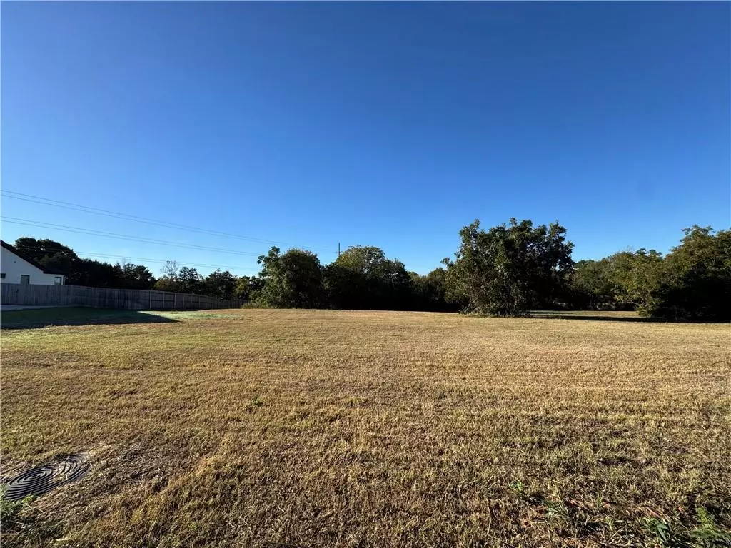 Woodway, TX 76712,3 Ritchie Road