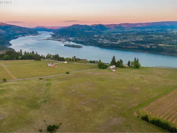 Underwood, WA 98651,11 WESS RD