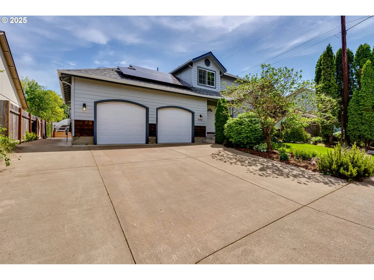 Eugene, OR 97404,3493 KENDRA ST