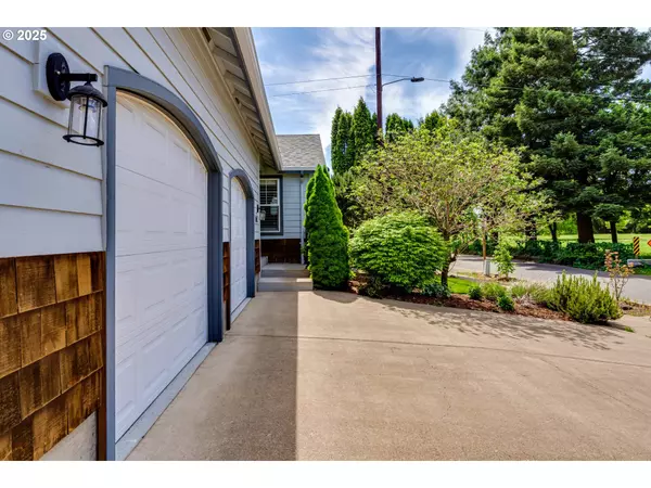 Eugene, OR 97404,3493 KENDRA ST