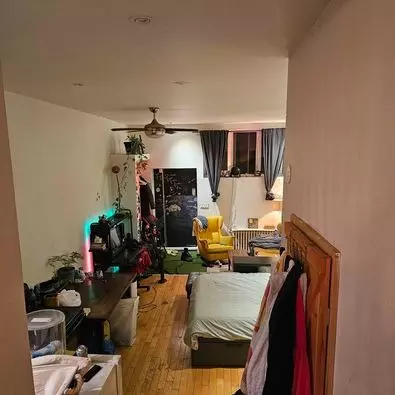 Toronto W01, ON M6R 1X6,2239 Dundas ST W #Studio1