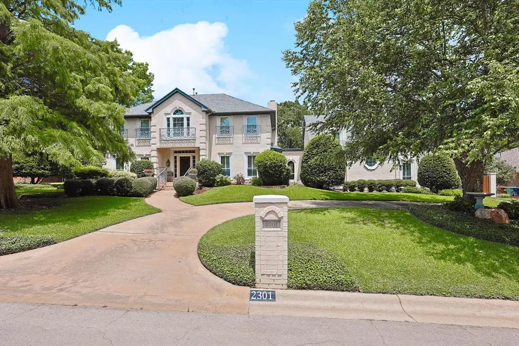 Denton, TX 76205,2301 Stonegate Circle