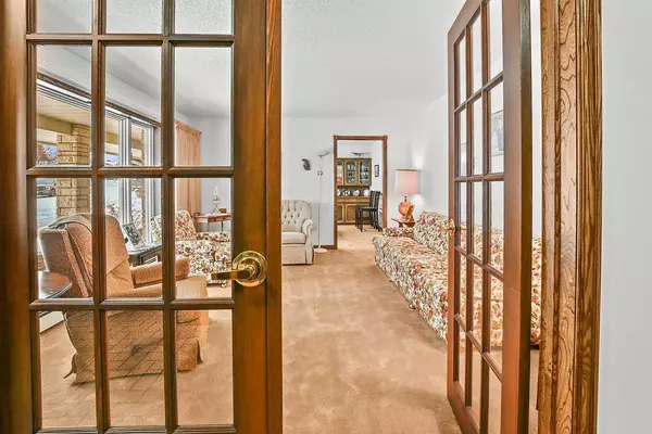 Innisfail, AB T4G1G7,5235 38 Street CRES