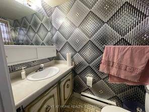 Mississauga, ON L5A 3M2,180 Mississauga Valley BLVD #140