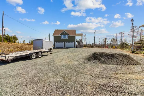 Salmonier, NL A0A2R0,16 Dawes Pond Road