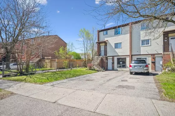 Waterloo, ON N2K 2H7,421 Bairstow CRES #A