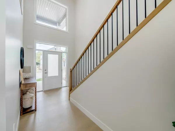 London North, ON N0M 1V0,7966 Fallon DR #7