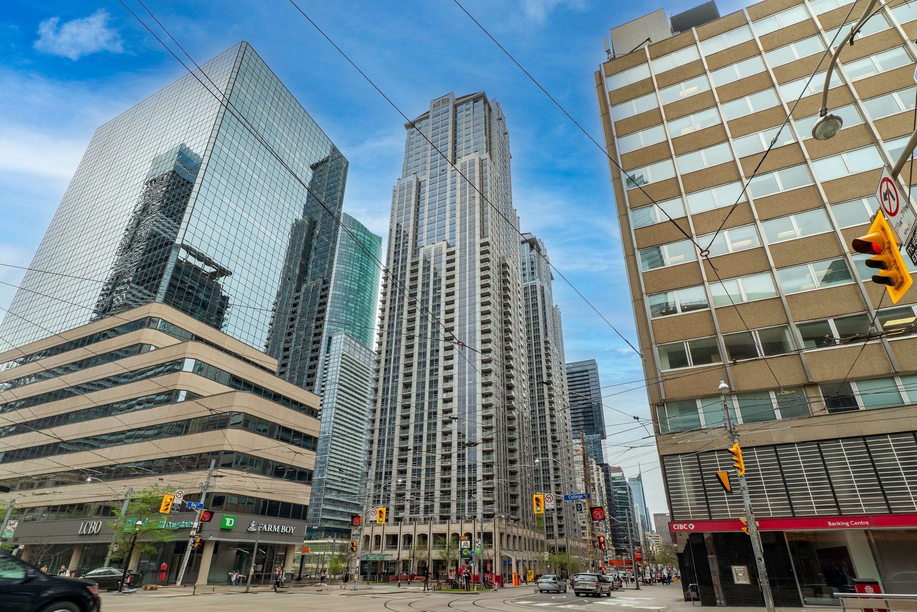 763 Bay ST #404, Toronto C01, ON M5G 2R3