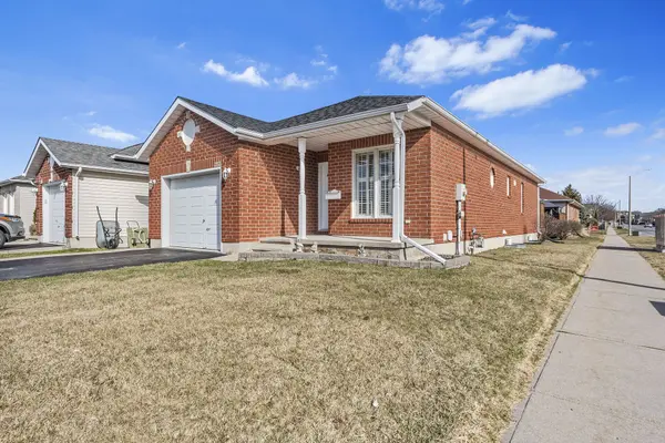 Kingston, ON K7P 3E1,353 Emerald ST