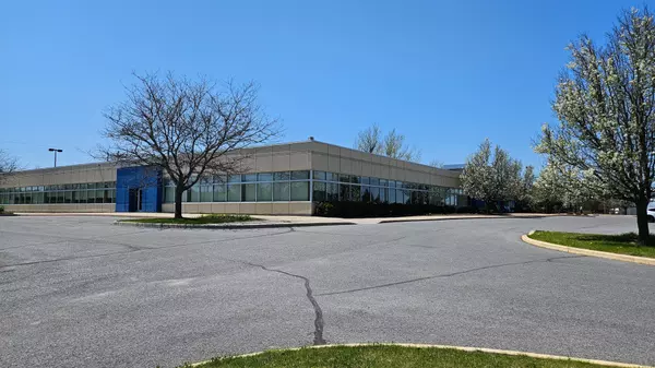 Kingston, ON K7K 7K2,40 Hyperion CT
