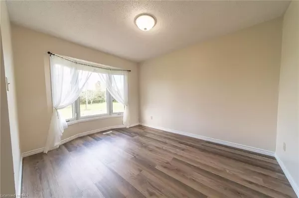 Niagara Falls, ON L2E 6S6,10755 BECK RD