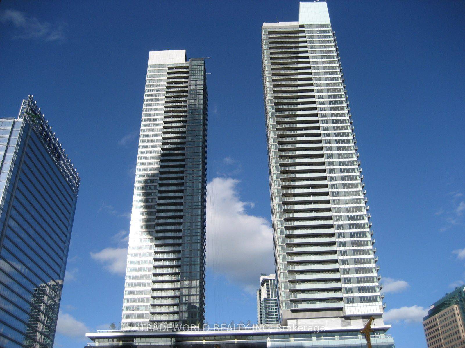 65 Bremner BLVD #1906, Toronto C01, ON M5J 0A7