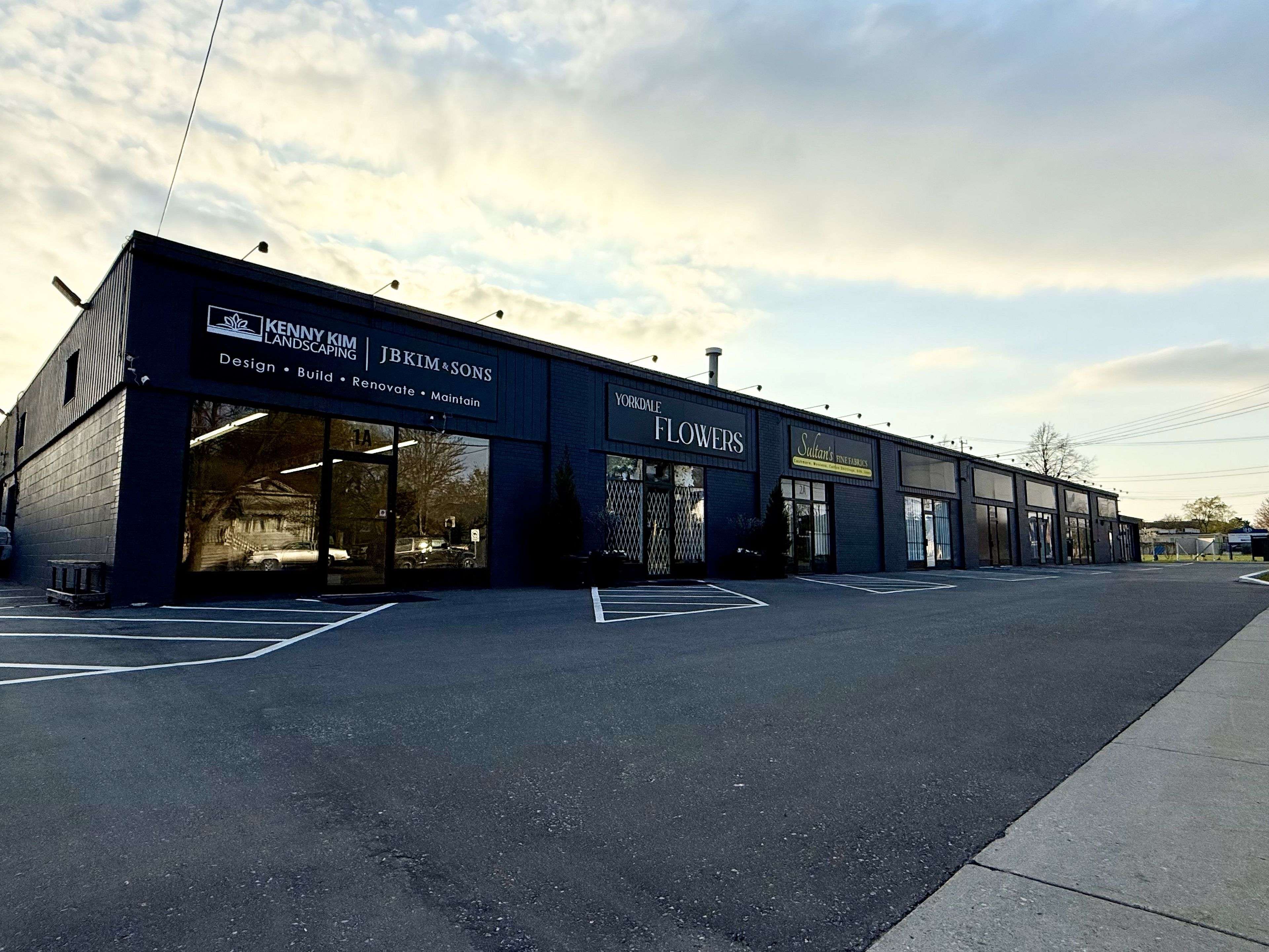 89 Bentworth AVE #4, Toronto W04, ON M9L 1Z3