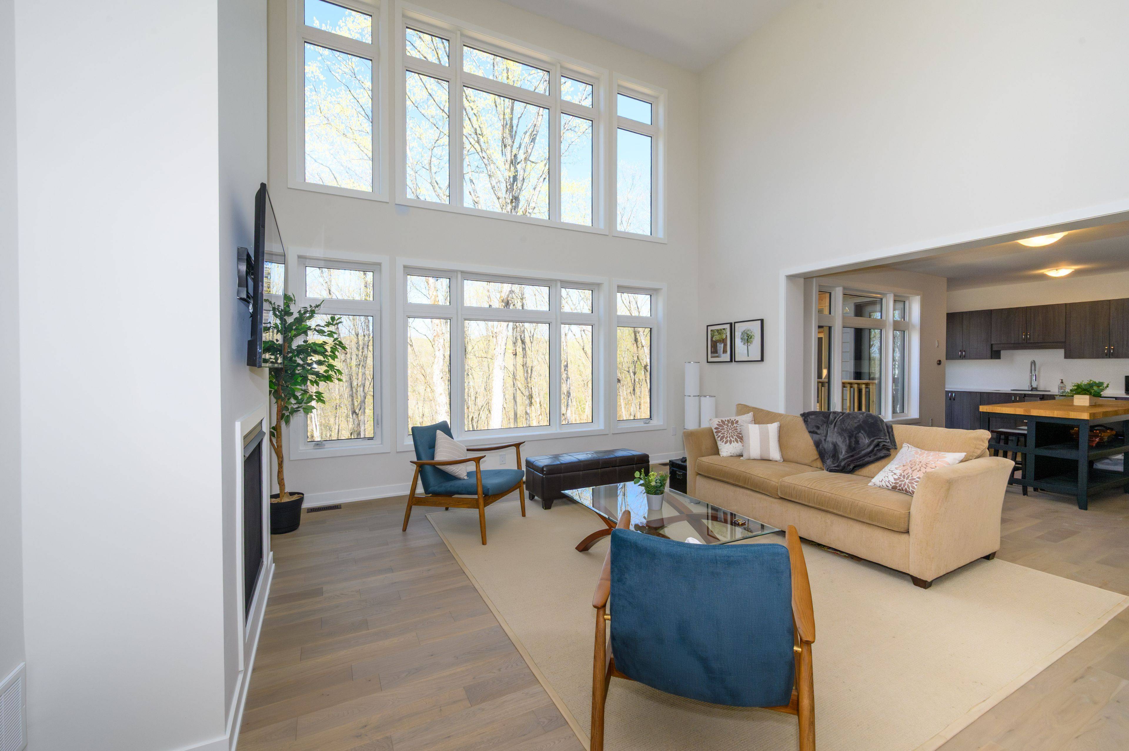 Lake Of Bays, ON P1H 0K1,1002 Napier CT