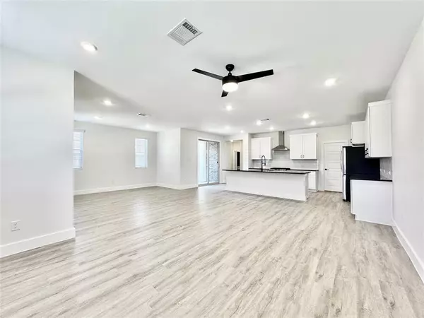 The Colony, TX 75036,8736 Kington Road