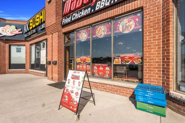 Mississauga, ON L4W 4K2,5130 Dixie RD S #6