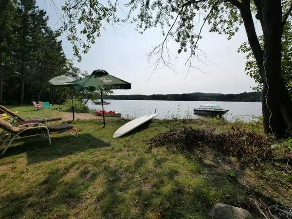 Madawaska Valley, ON K0J 1B0,6 Swan LN