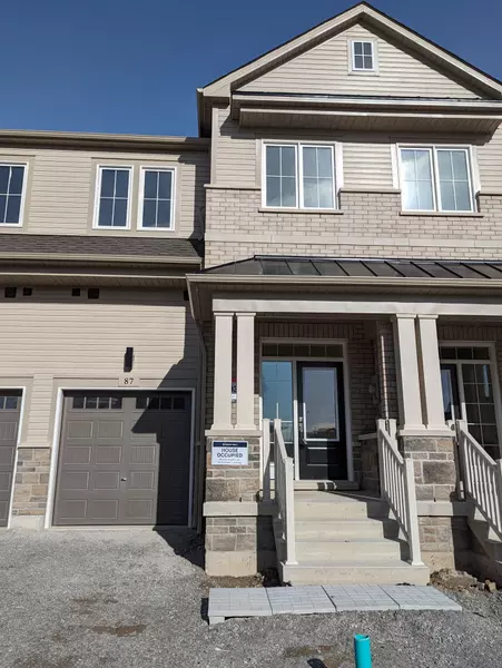 87 Greer ST, Barrie, ON L9J 0C3