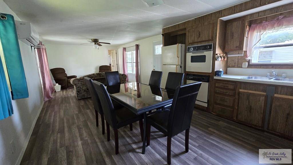 La Feria, TX 78559,600 E PALMERA DR.