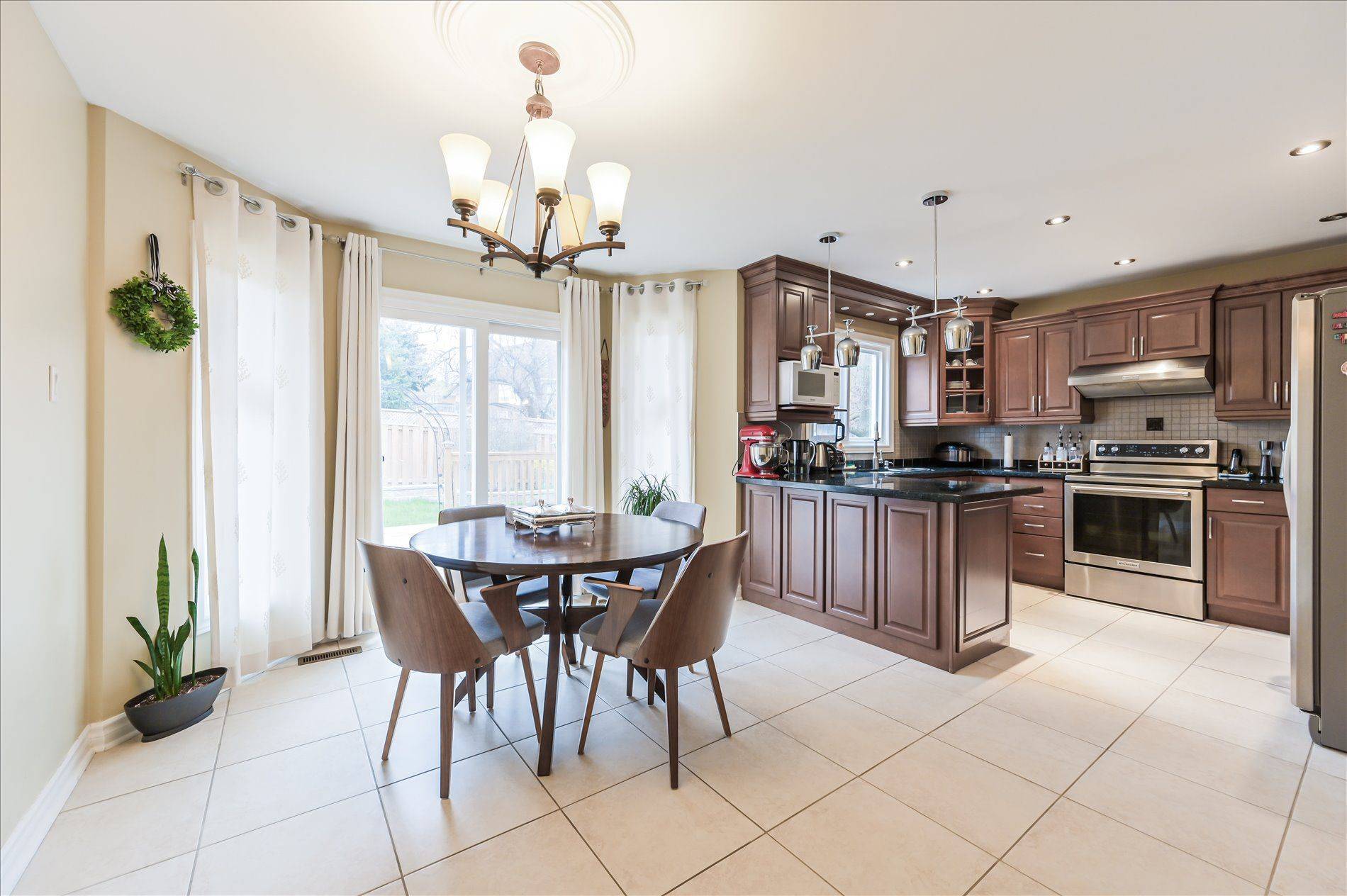 Markham, ON L3R 9G1,17 Buttonfield RD