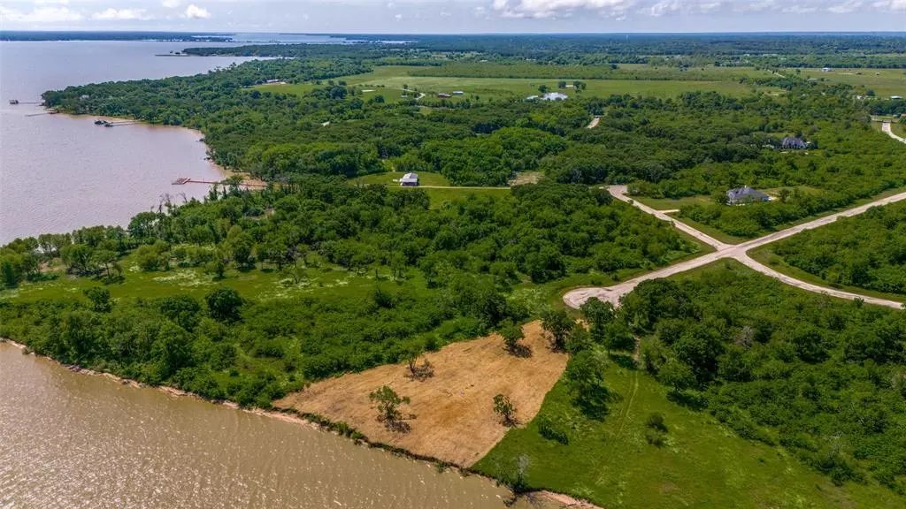 Kemp, TX 75143,8437 Edgewater Drive