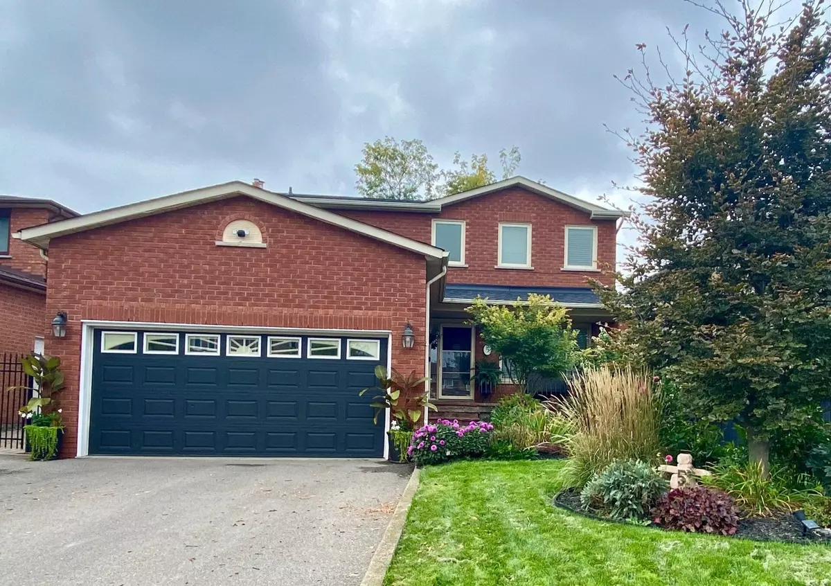 Caledon, ON L7E 1A5,5 Bowes CT