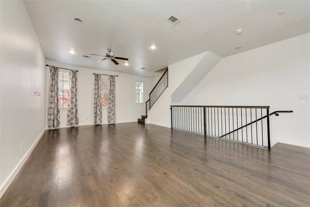 Dallas, TX 75204,3200 Ross Avenue #28