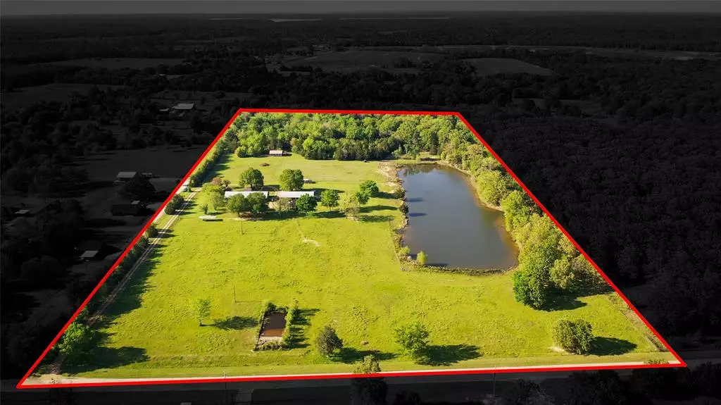 Powderly, TX 75473,1900 County Road 33900