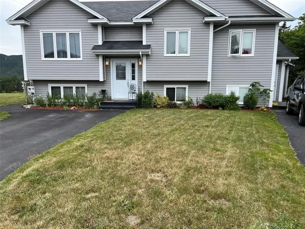 9 Batten Place, South River, NL A0A 3X0