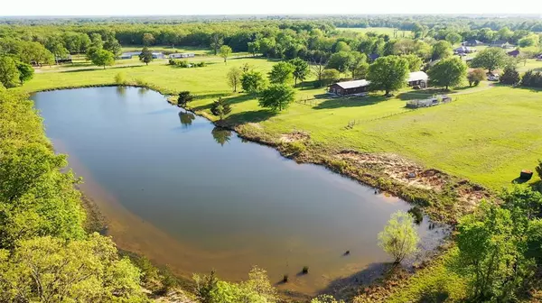 Powderly, TX 75473,1900 County Road 33900
