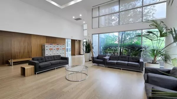 Mississauga, ON L5B 4P2,225 Webb DR #3001