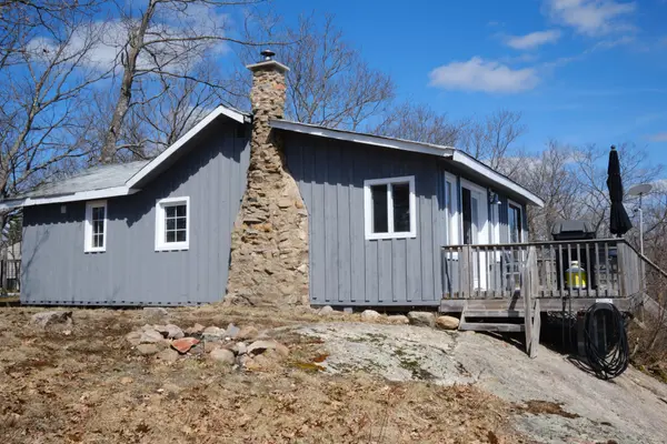 Havelock-belmont-methuen, ON K0L 1Z0,536 Fire Route 84 N/A