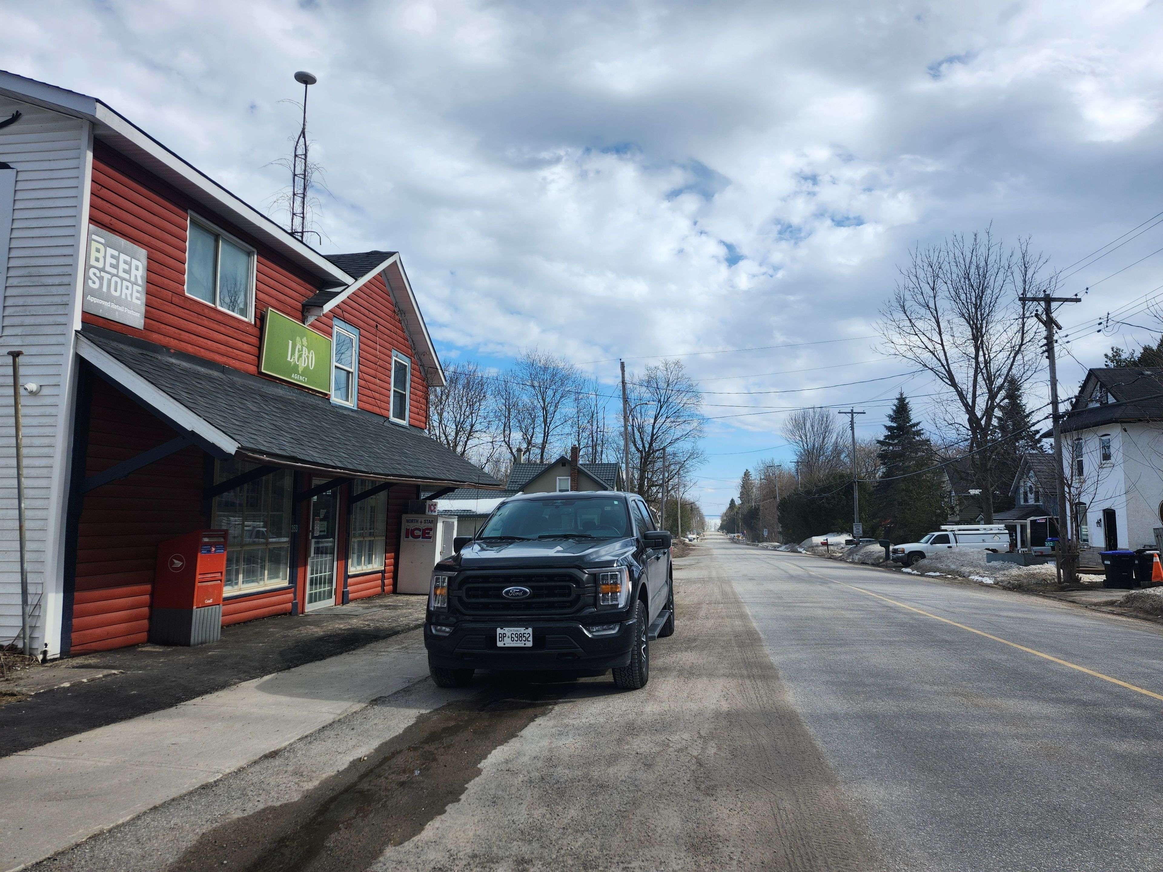 Oro-medonte, ON L0L 1T0,353 Line 11 Line S
