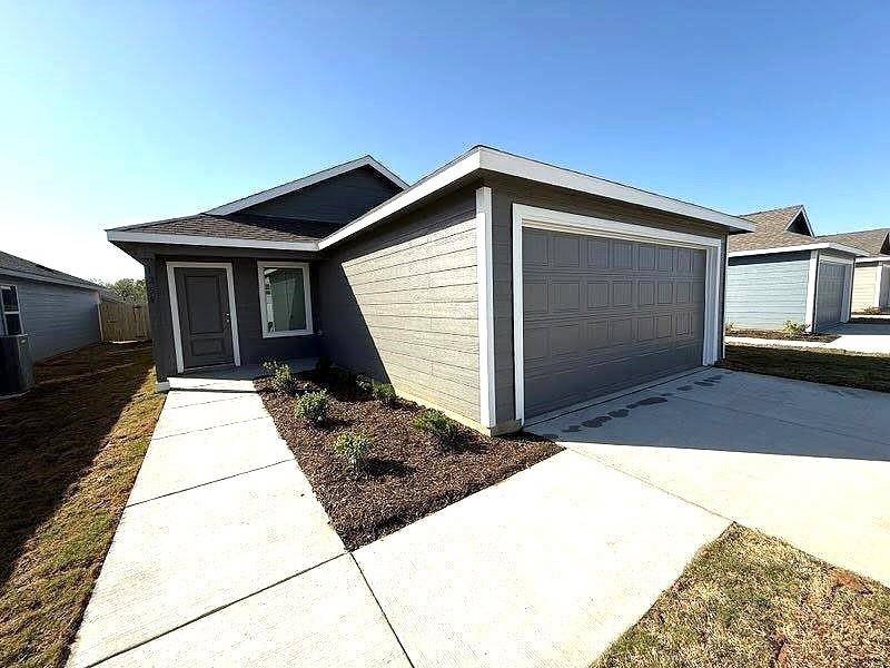 Wilmer, TX 75141,1258 Basswood Drive
