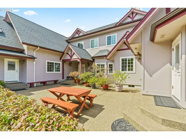Eugene, OR 97408,90834 COBURGHILLS DR