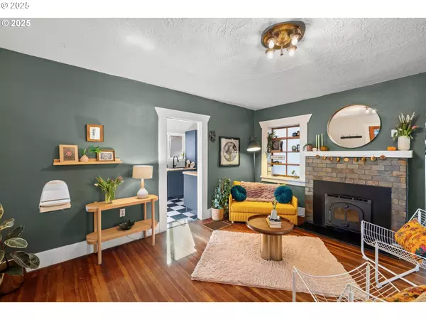 Portland, OR 97211,6403 NE 38TH AVE