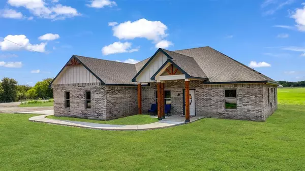 2400 Lamkin Road,  Mineral Wells,  TX 76067