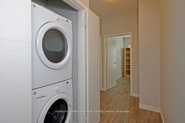 Waterloo, ON N2L 3H2,62 Balsam ST #T101