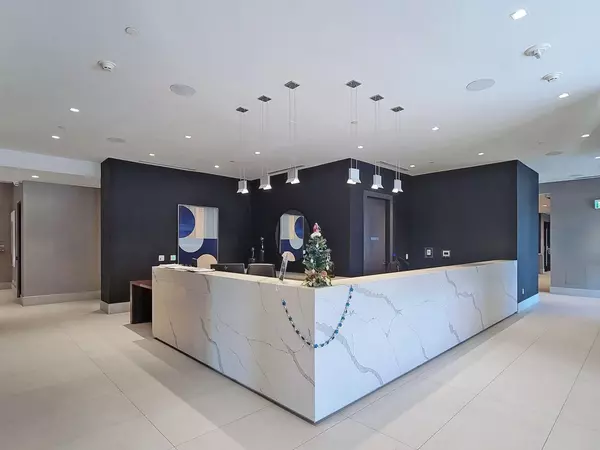 Oshawa, ON L1L 0R5,2550 Simcoe ST N #1103