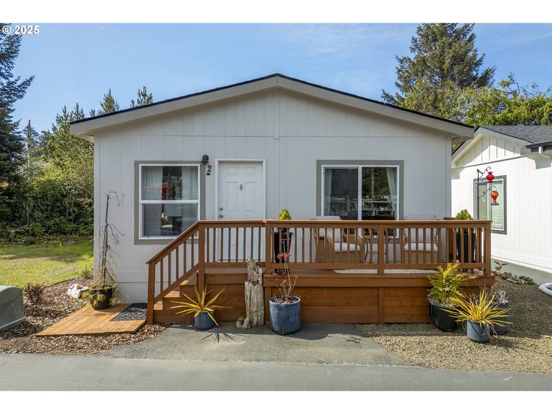 4875 N HIGHWAY 101 #2, Depoe Bay, OR 97341