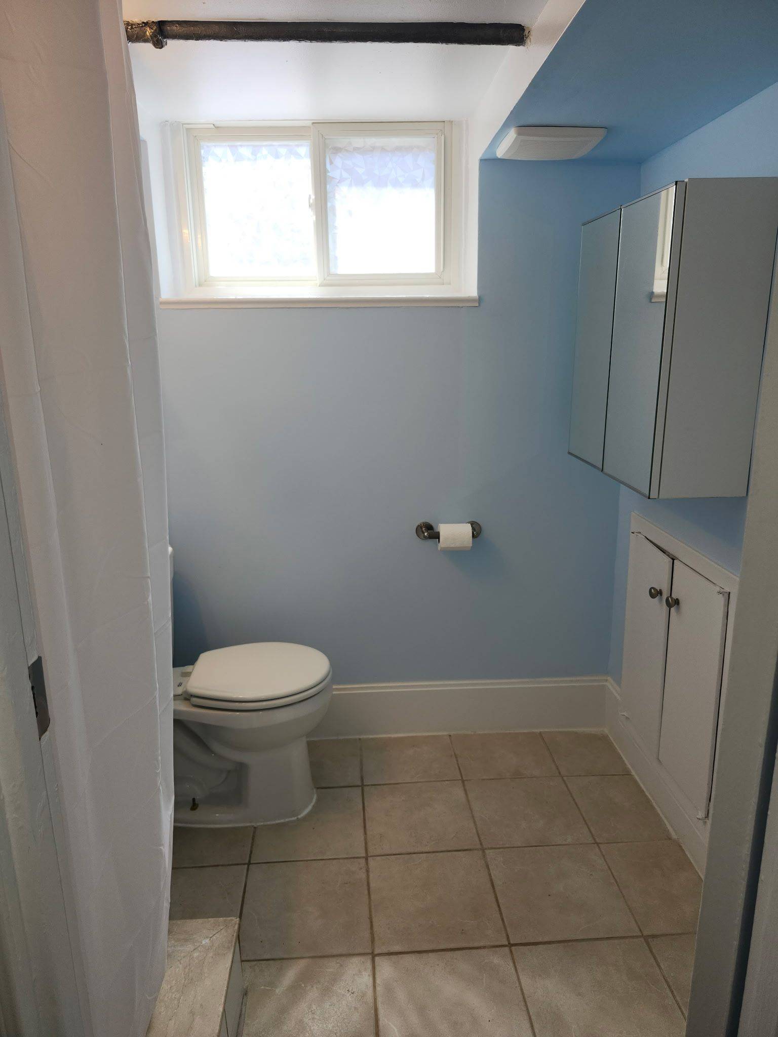 Toronto E06, ON M1N 3T7,33 Sharpe ST #Lower
