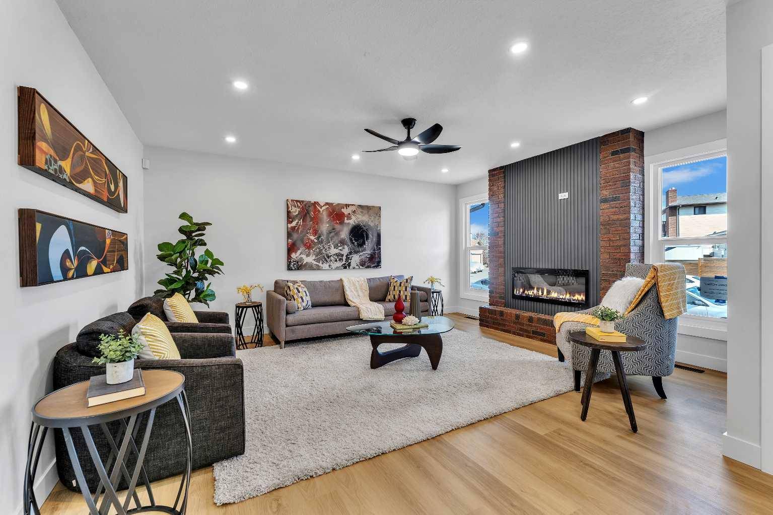 Calgary, AB T3K 1W2,20 Bermondsey CRES NW