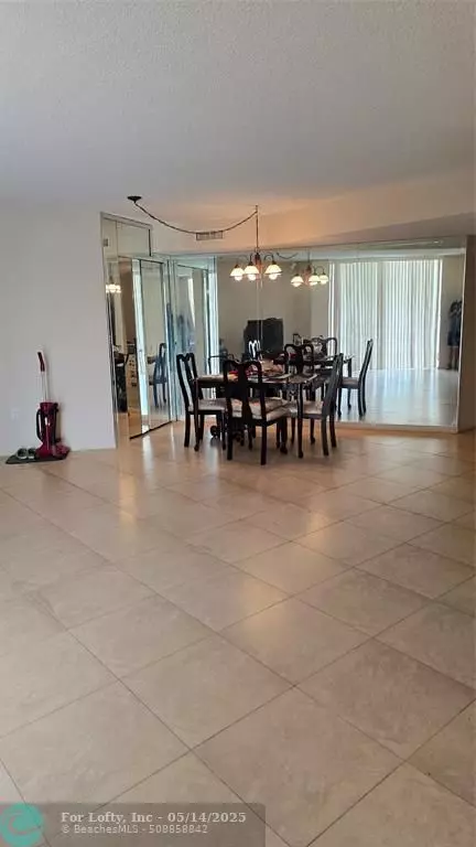 Miami, FL 33179,1300 NE Miami Gardens Dr #201E