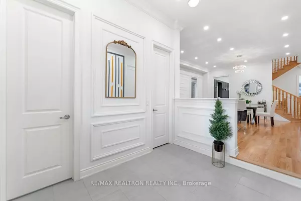 East Gwillimbury, ON L9N 1S2,57 Betty May CRES
