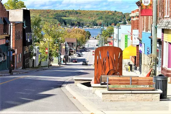 Penetanguishene, ON L9M 1S4,364 Champlain RD